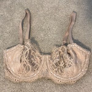 Victoria’s Secret Dream Angels Unlined push-up bra